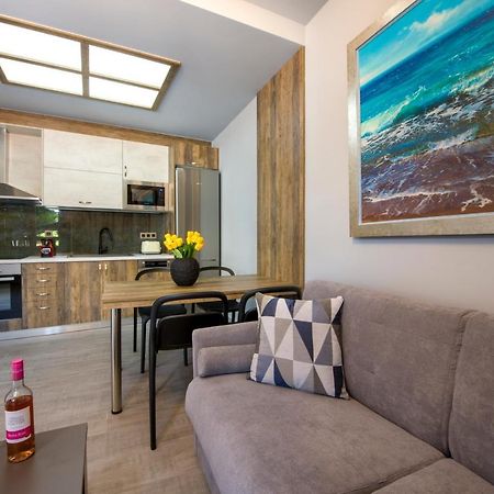 Rena'S Luxury Apartment With Free Private Parking La Canée Extérieur photo
